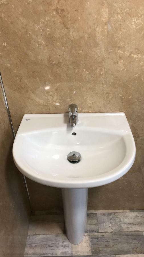 Seventy Seven Apartment Gainsborough Ngoại thất bức ảnh